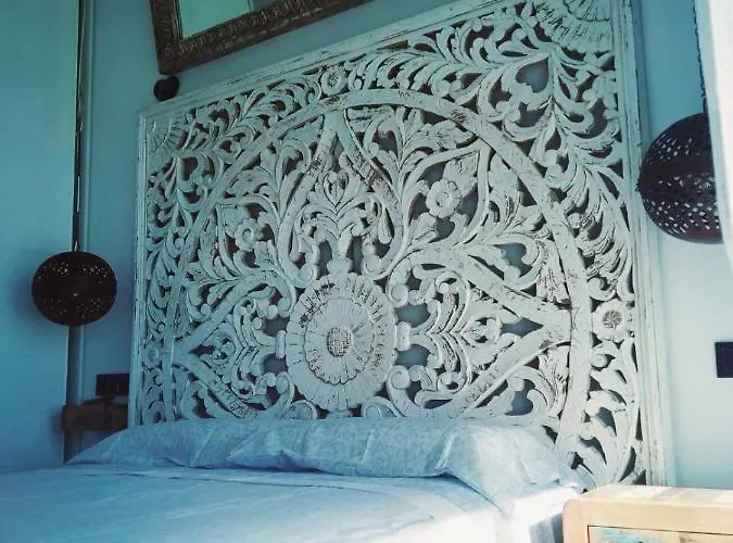 Appartamento Lola Y Manuela En Primera Linea Playa Carihuela Con Excelente Terraza-jardin De 80 M2 Frente Al Mar Con Aparcamiento Privado Ideal Descansar Oyendo Olas Del Mar