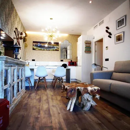 Lola Y Manuela En Primera Linea Playa Carihuela Con Excelente Terraza-jardin De 80 M2 Frente Al Mar Con Aparcamiento Privado Ideal Descansar Oyendo Olas Del Mar Appartement *