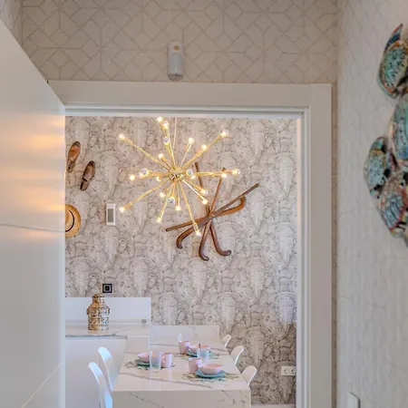 Lola Y Manuela: Beachfront Oasis With Sea-view Terrace *