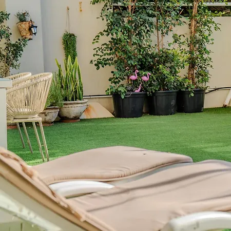 Lola Y Manuela: Beachfront Oasis With Sea-view Terrace Torremolinos