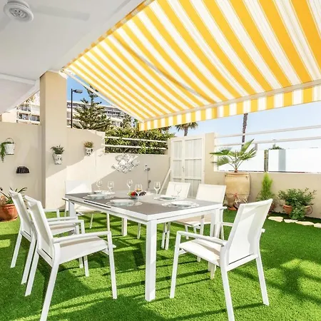 Lola Y Manuela En Primera Linea Playa Carihuela Con Excelente Terraza-jardin De 80 M2 Frente Al Mar Con Aparcamiento Privado Ideal Descansar Oyendo Olas Del Mar Daire *
