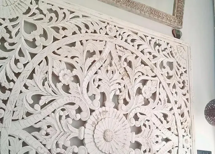 Lola Y Manuela En Primera Línea Playa Carihuela Con Excelente Terraza-jardin De 80 M2 Frente Al Mar Con Aparcamiento Privado Ideal Descansar Oyendo Olas Del Mar * Torremolinos