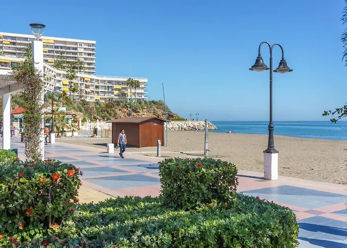 Lola Y Manuela En Primera Linea Playa Carihuela Con Excelente Terraza-jardin De 80 M2 Frente Al Mar Con Aparcamiento Privado Ideal Descansar Oyendo Olas Del Mar *